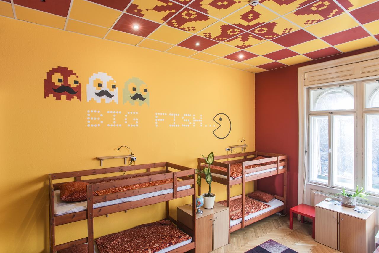 Big Fish Budapest Hostel Exterior foto